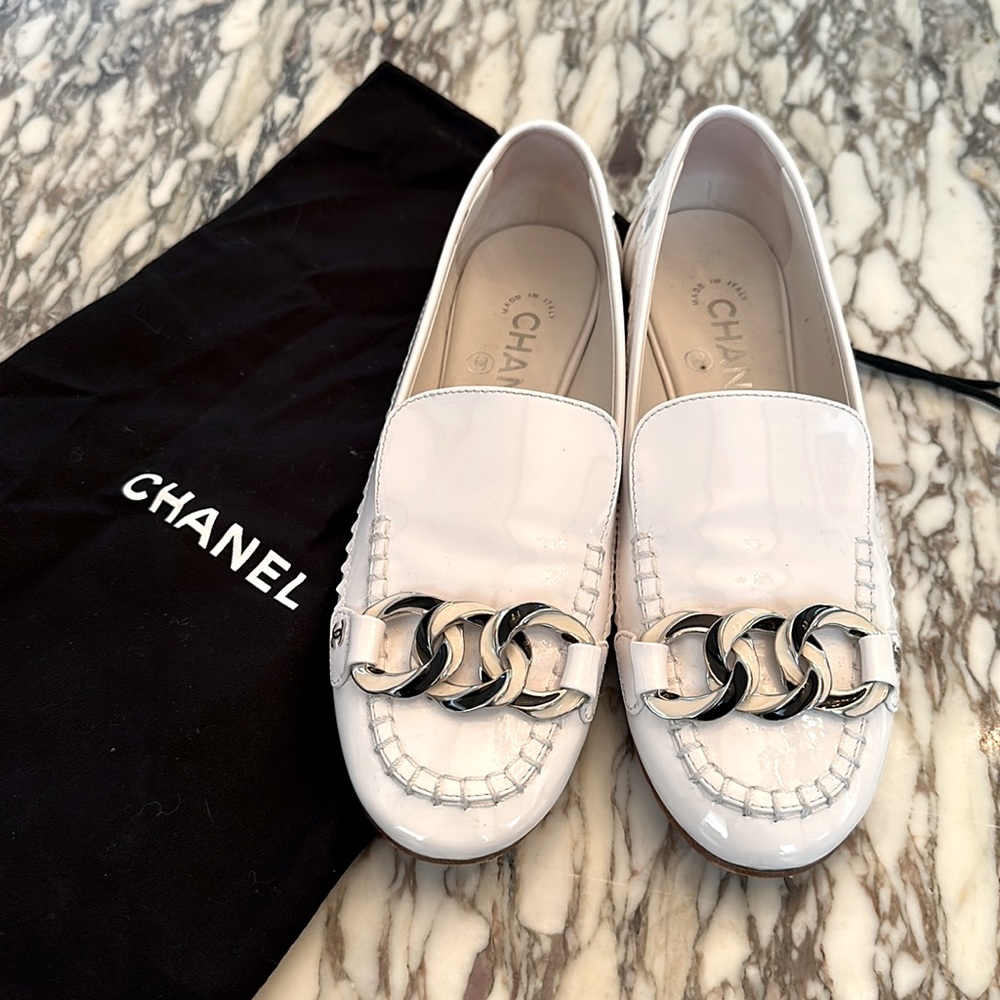 CHANEL Mocassin Patent Loafer White 36 6
